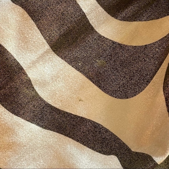 ✅2x Host Pick✅ Berek Metallic Jacket, Medium - Picture 7 of 7